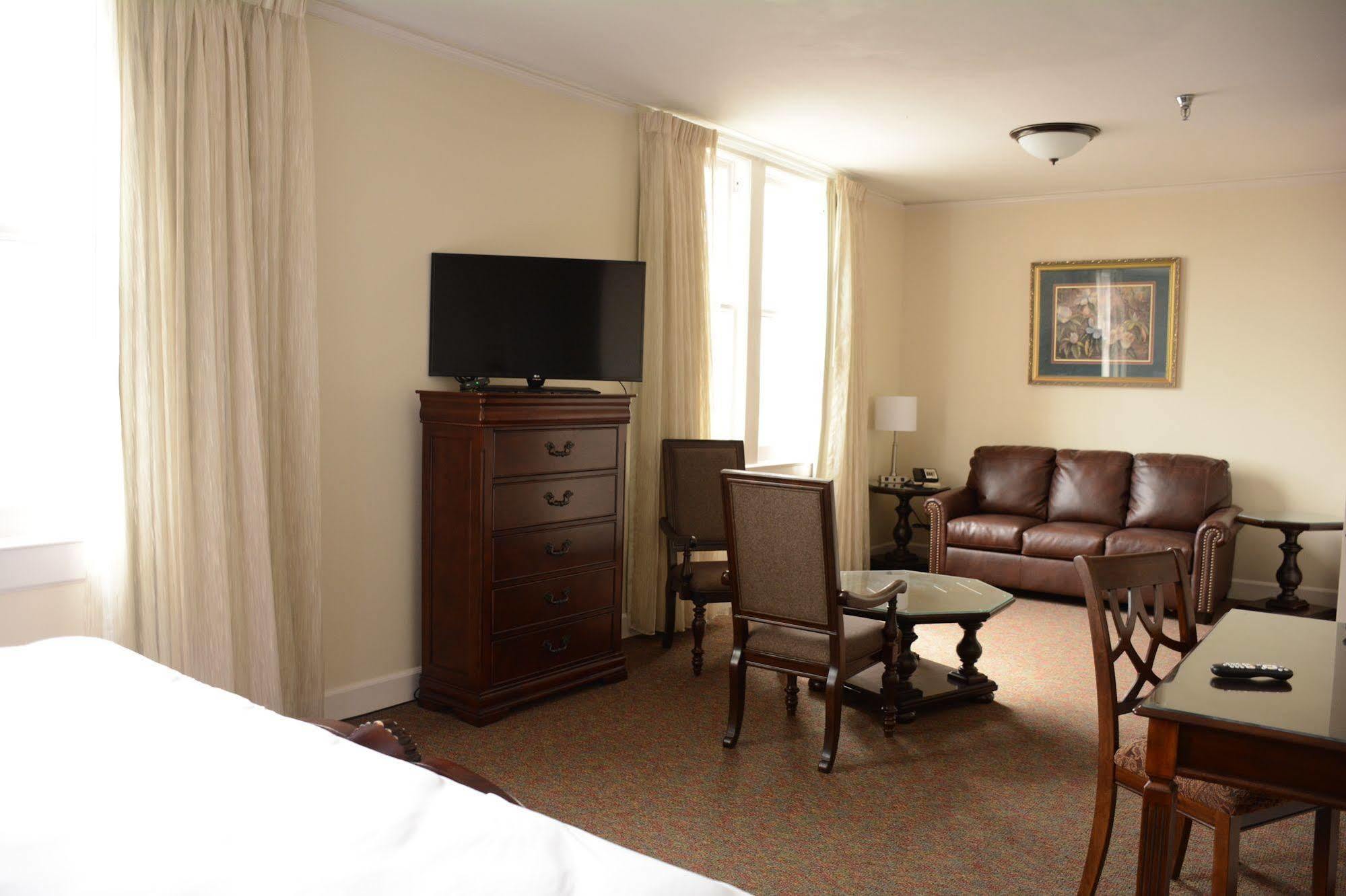 Hotel Bentley อเล็กซานเดรีย ภายนอก รูปภาพ